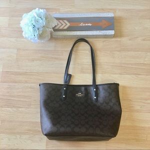 *RE-POSH* Coach Signature City Zip Tote Bag